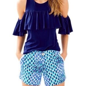 💙💙 Lilly Pulitzer size 6 shorts! 💙💙